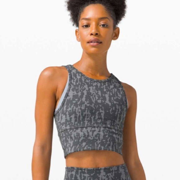 Lululemon Power Pivot Tank (Size 2) - Picture 5 of 5